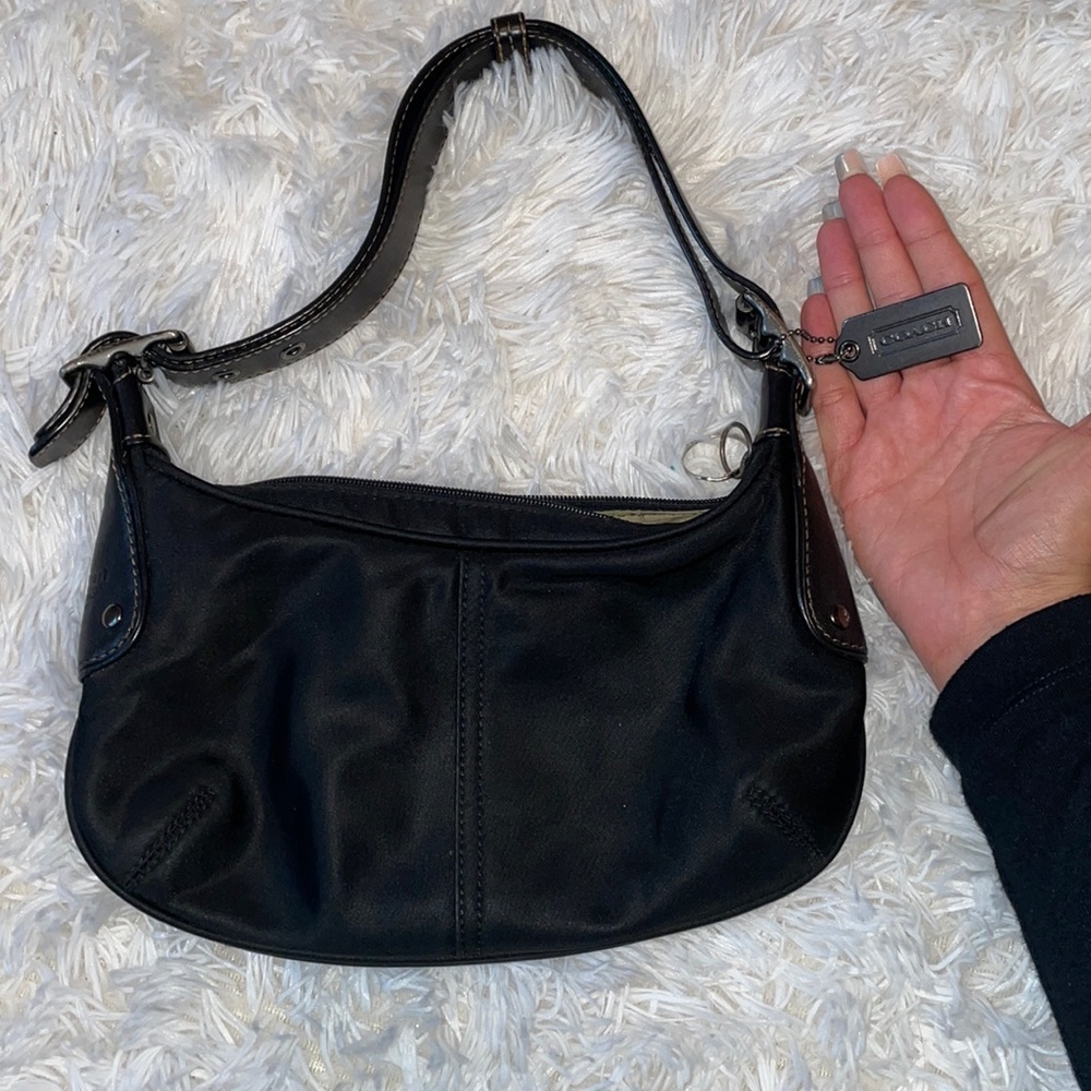 Mini Coach Bag 🤍